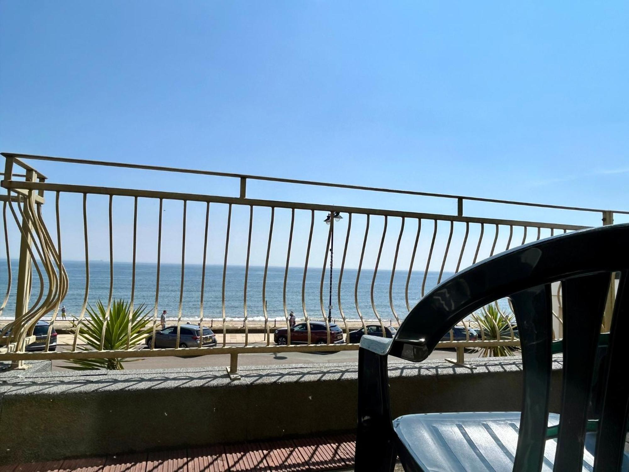 Bay View - Seafront, Sandown - Free Car Ferry For Bookings Of 3 Or More Nights, Subject To Availability 外观 照片