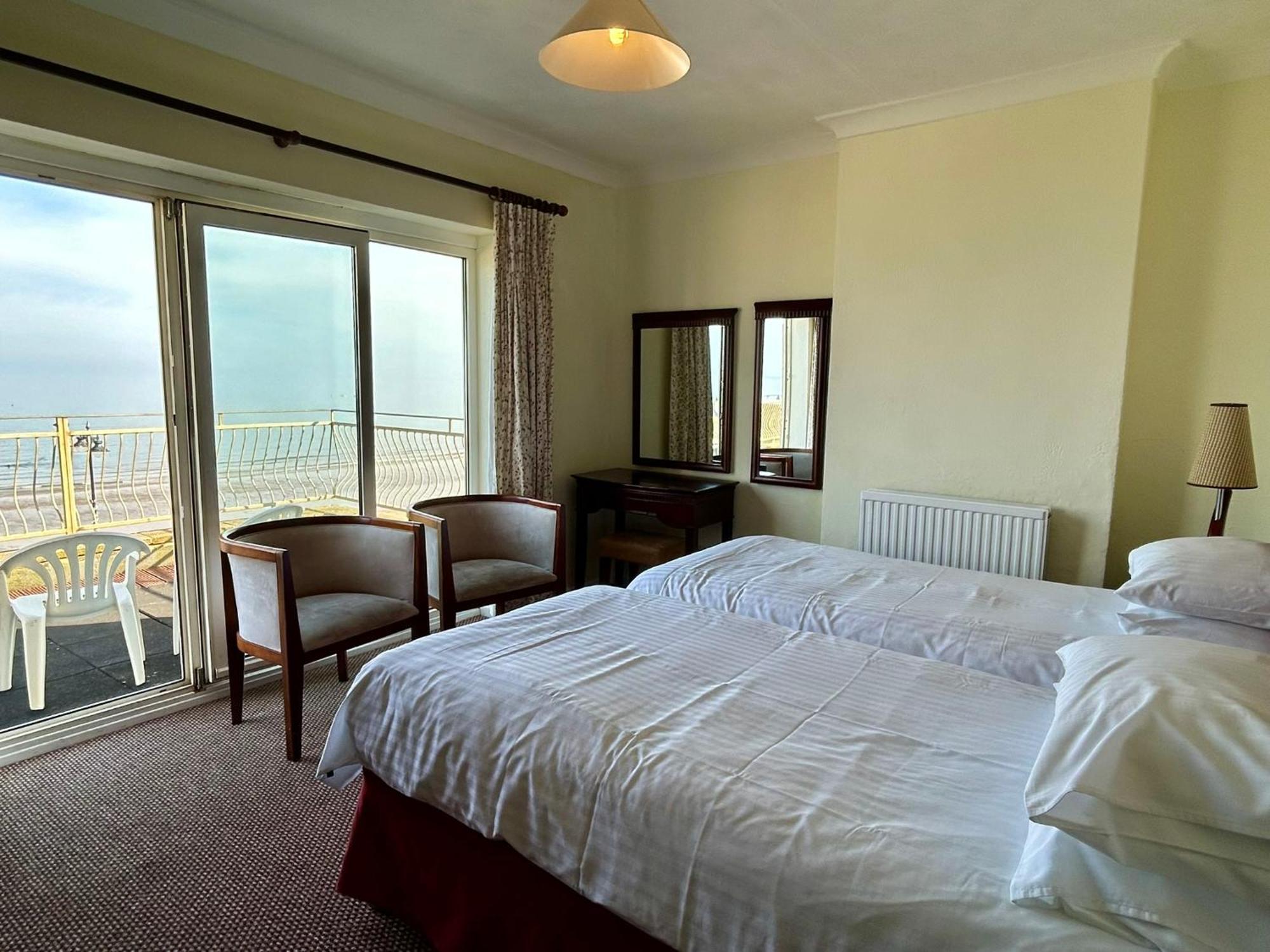 Bay View - Seafront, Sandown - Free Car Ferry For Bookings Of 3 Or More Nights, Subject To Availability 外观 照片