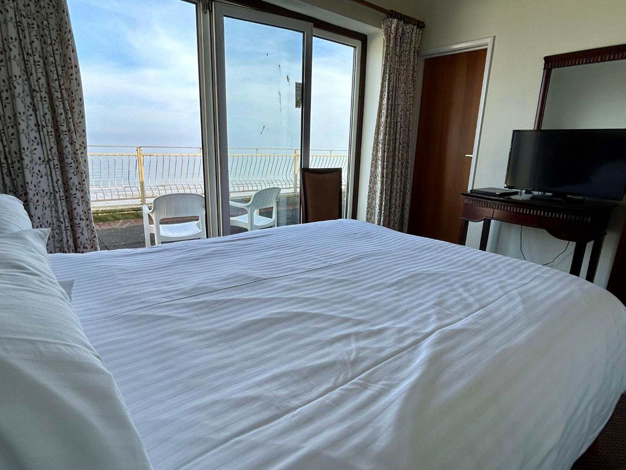 Bay View - Seafront, Sandown - Free Car Ferry For Bookings Of 3 Or More Nights, Subject To Availability 外观 照片