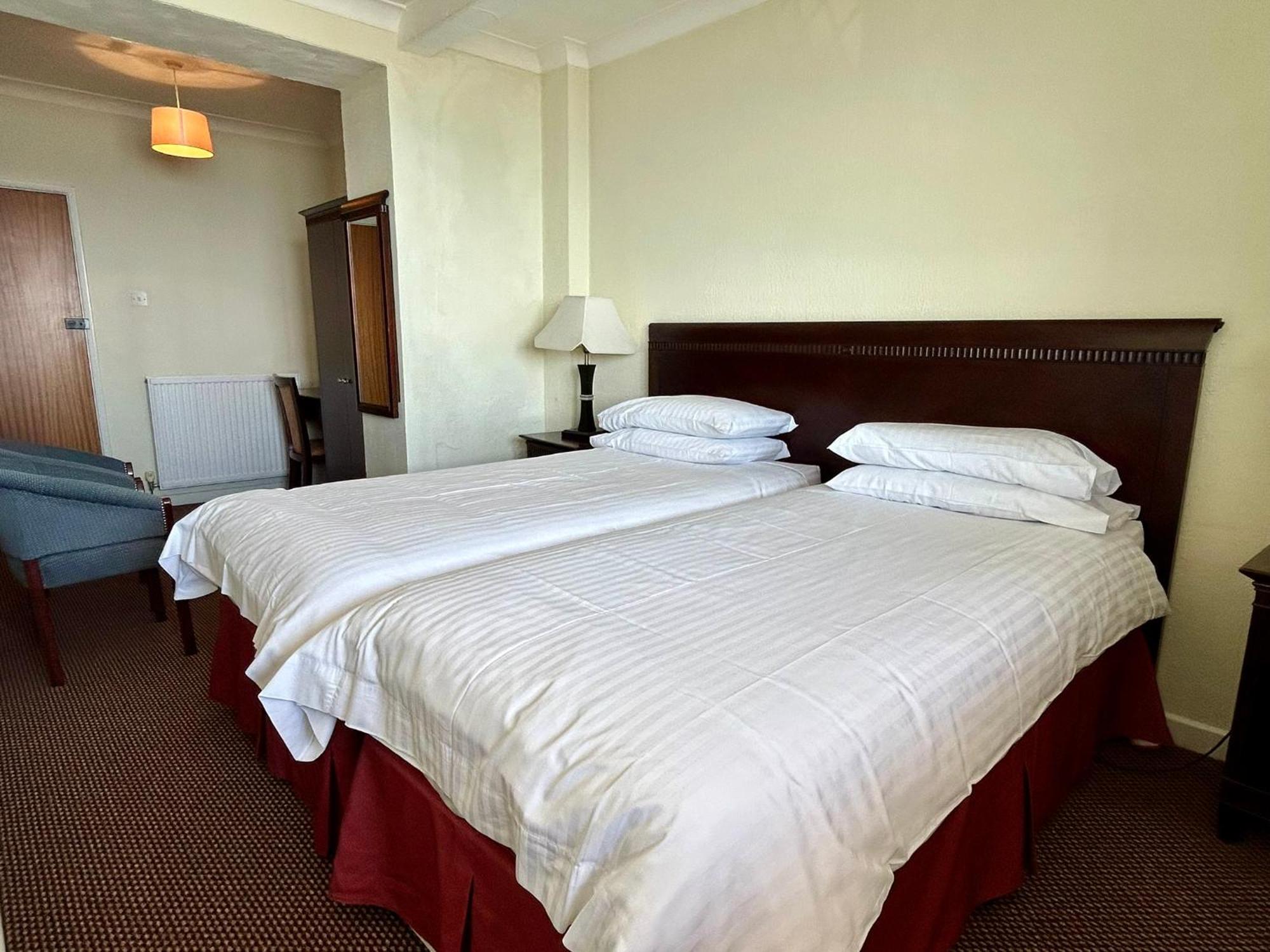 Bay View - Seafront, Sandown - Free Car Ferry For Bookings Of 3 Or More Nights, Subject To Availability 客房 照片
